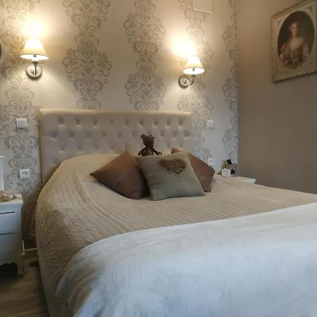 Le Cardinal Bed & Breakfast