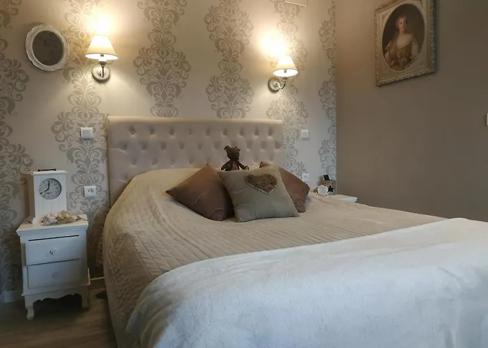 Le Cardinal Bed & Breakfast