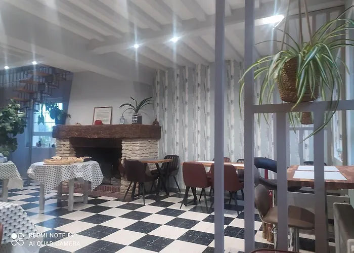 Le Cardinal 3* Annebault