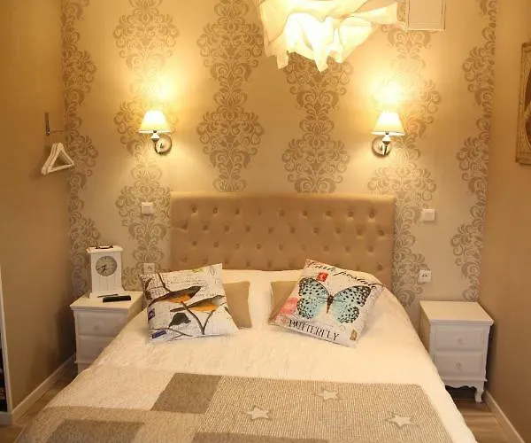 Bed & Breakfast Le Cardinal 3*